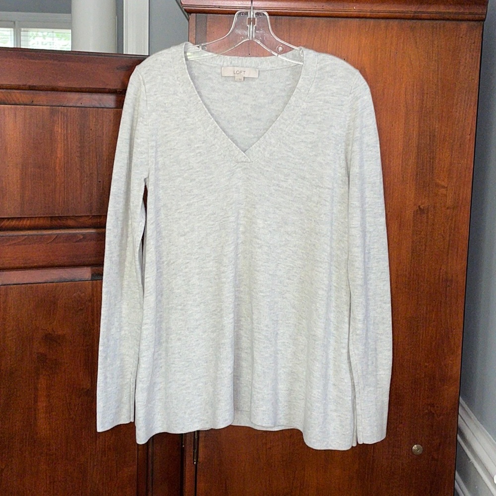 Loft V-neck Swing Sweater